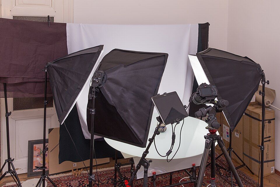 Turntable setups are commonly used to capture or prepare 360 product views.