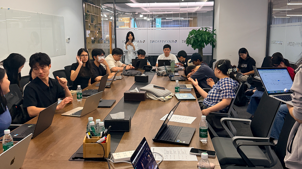 SUTD students using laptops during the Pixmax AI workflow workshop